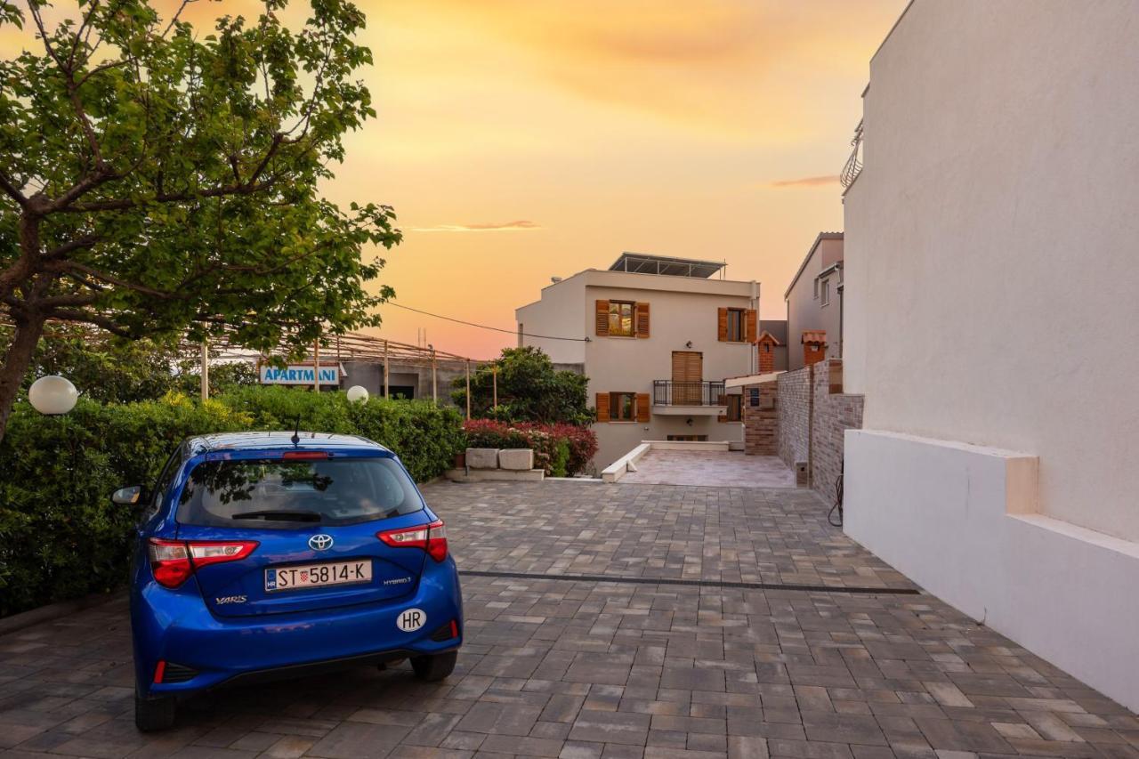 Apartments Lea Podstrana Exterior foto